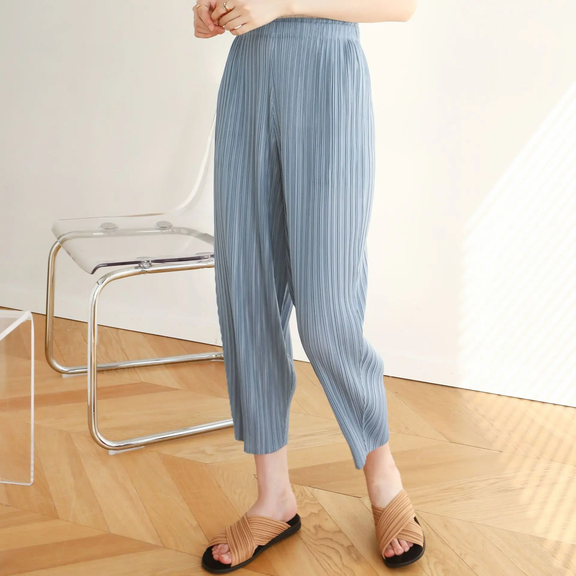 

Miyake Pleated Pants Women's 2023 Summer High-end Pleated Fashion Casual All-match Radish Pants Tapered Pants Legged Pants