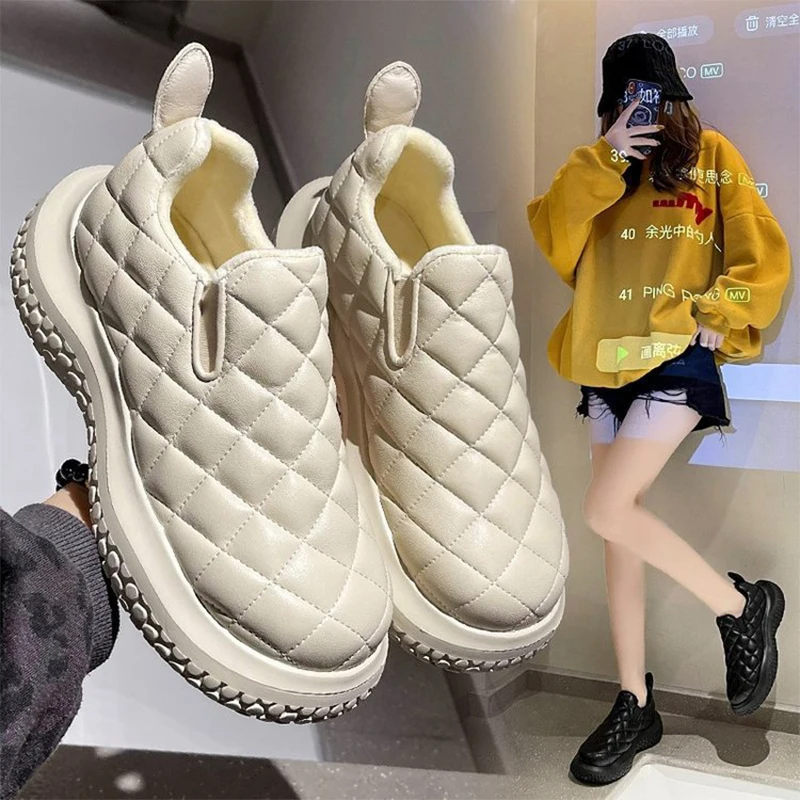 

2022 new fashion autumn winter slippers ladies fluffy warm light outside slippers non-slip casual shoes
