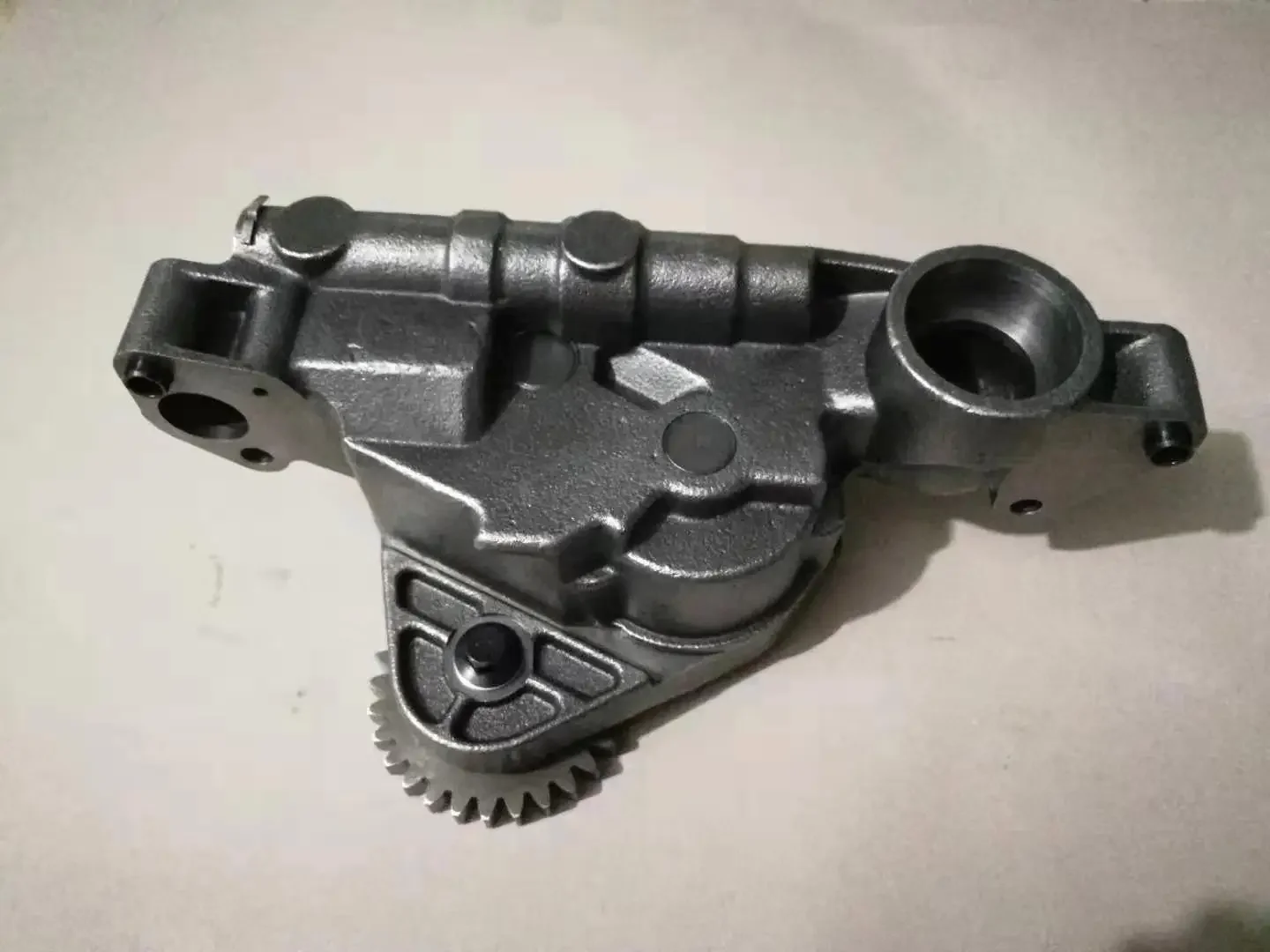 Масляный насос для смазки двигателя X15 ISX 2881757 3800753 4024814 4955954 4309500 5532492