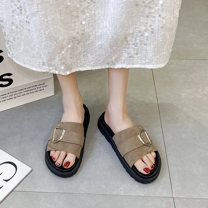 Women's Beach Shoes Summer Casual Sandals Suede Flat-Bottomed Fashion Slippers Women's Buckle Flat Shoes Outer Wear Simple Shoes