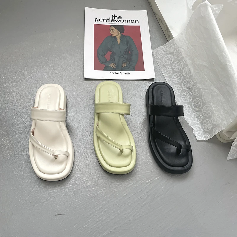 

House Slippers Platform Women Luxury Shoes Rubber Flip Flops Low Slides Pantofle Shale Female Beach Designer Flat Hawaiian 2022