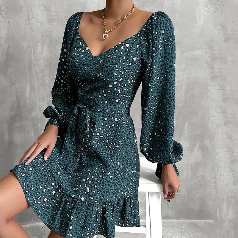 

2022 Autumn Elegant Women High Street Green Dress Polka Dot Print V-neck Waist Skirt Irregular Long Sleeve Mini Dress Women