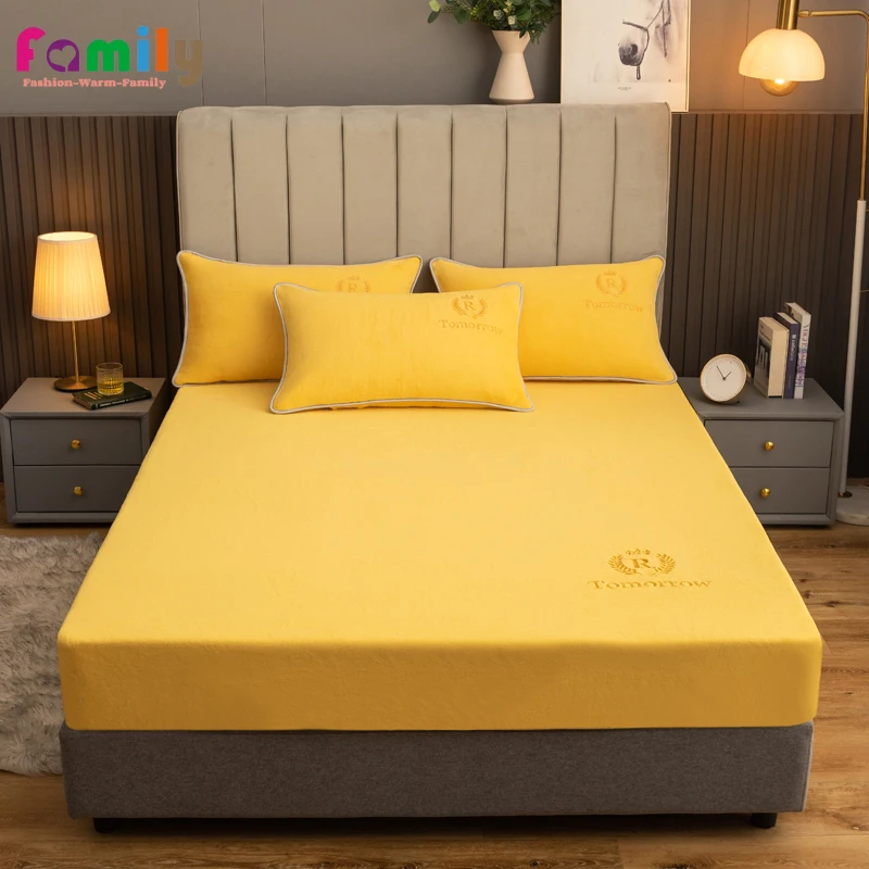 Фланелевая простыня простая однотонная бархатная натяжная зимнее теплое уютное