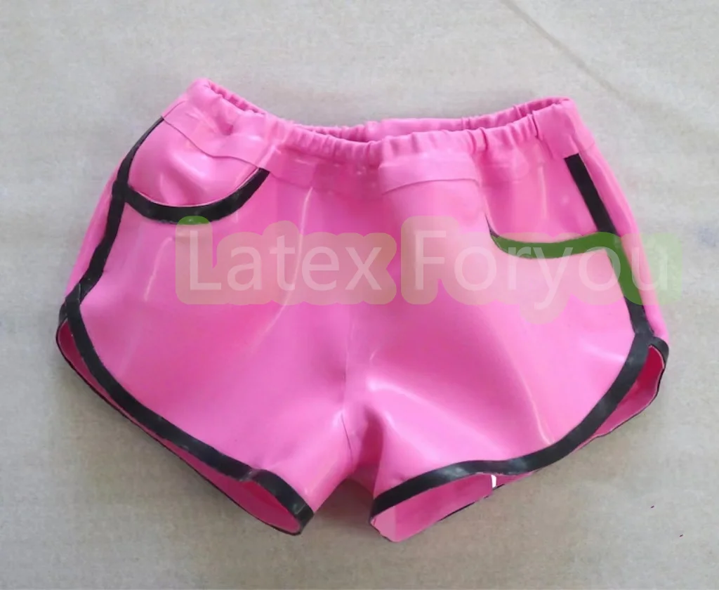 Женские джинсовые шорты ручной работы розовые с черной отделкой латексные