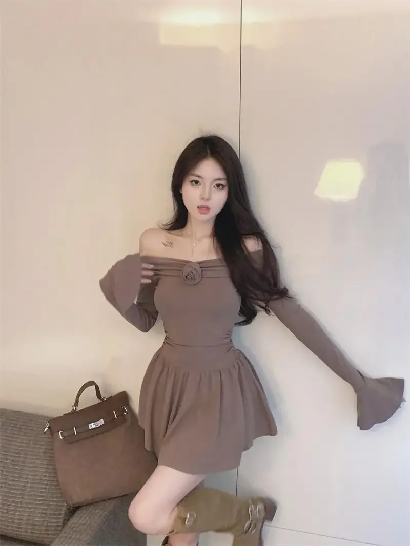 Осень/зима винтажное женское мини-платье с длинными рукавами и открытыми плечами