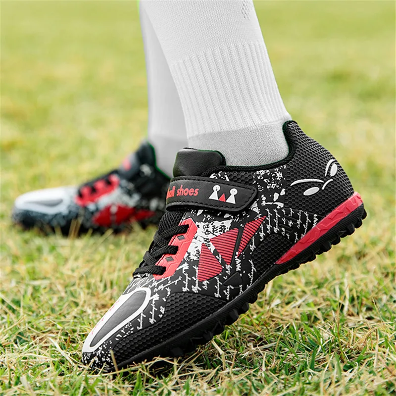 SENAGE Professional Children Soccer Shoes High Quality Soccer Sneakers Kids Turf Football Shoes Boys Training Futsal Sneakers