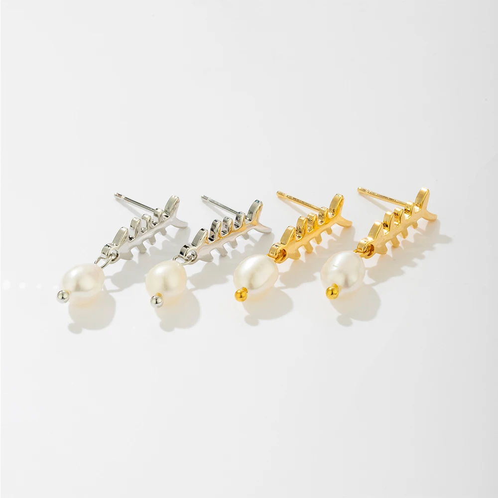 

Fashion Geometric Gold Fish Dangle Earrings Simple Elegant Geometric Nature Pearl Earrings For Women Jewelry Gift
