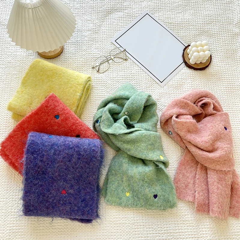 

1PC Autumn Women Winter Cashmere Scarf Hear embroidery Thick Warm Fashion Scarf Soft Faux Woolen Knitted Shawl and Wraps