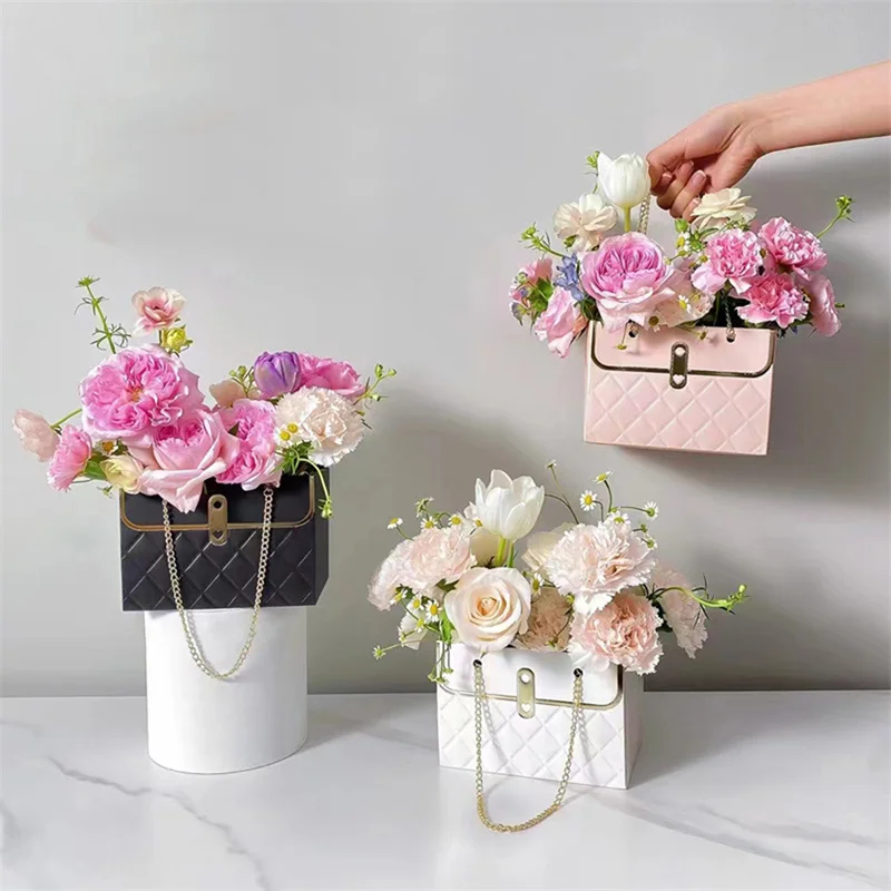 Foldable Paper Handy Gift Bag Kraft Handbag Wedding Rose Party Gift Box Packaging For Candy Cake Birthday