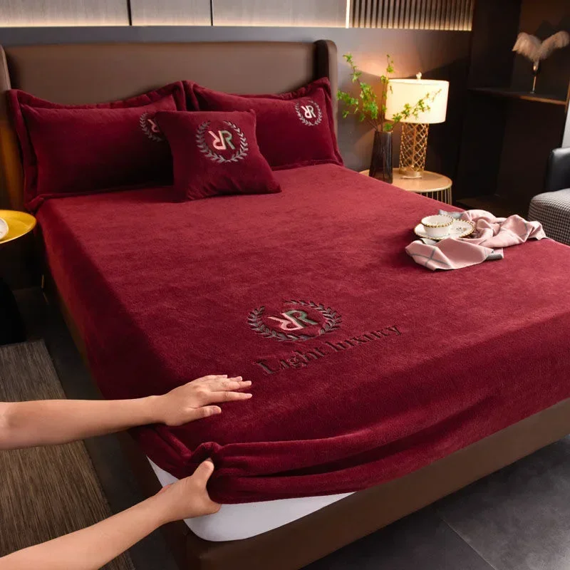 Утолщенное бархатное постельное белье набор эластичных простыней мягкий чехол