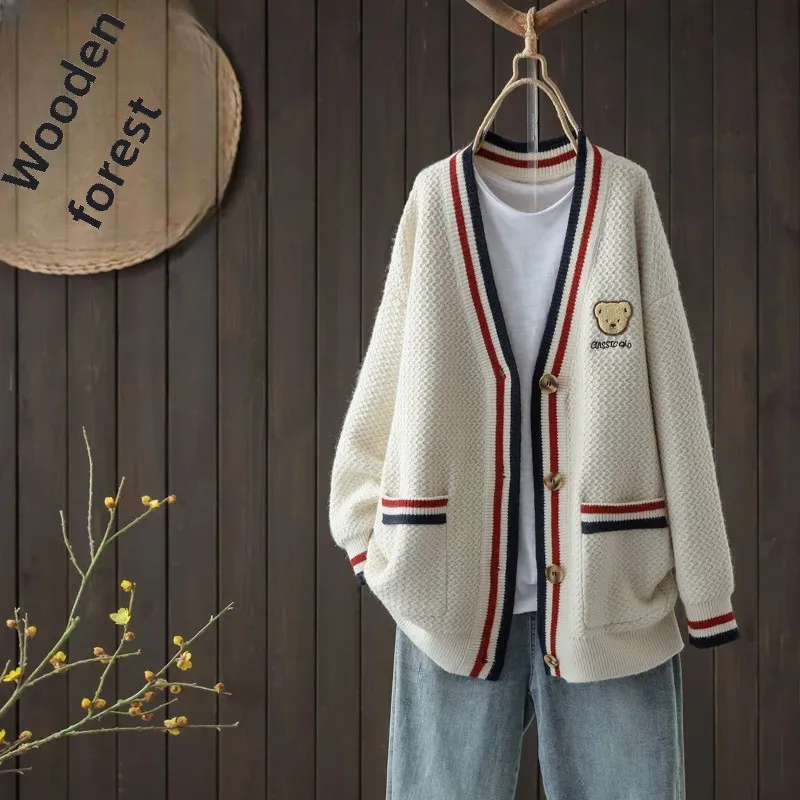 Осенний новый жаккардовый вязаный свитер с v-образным вырезом и медведем женский