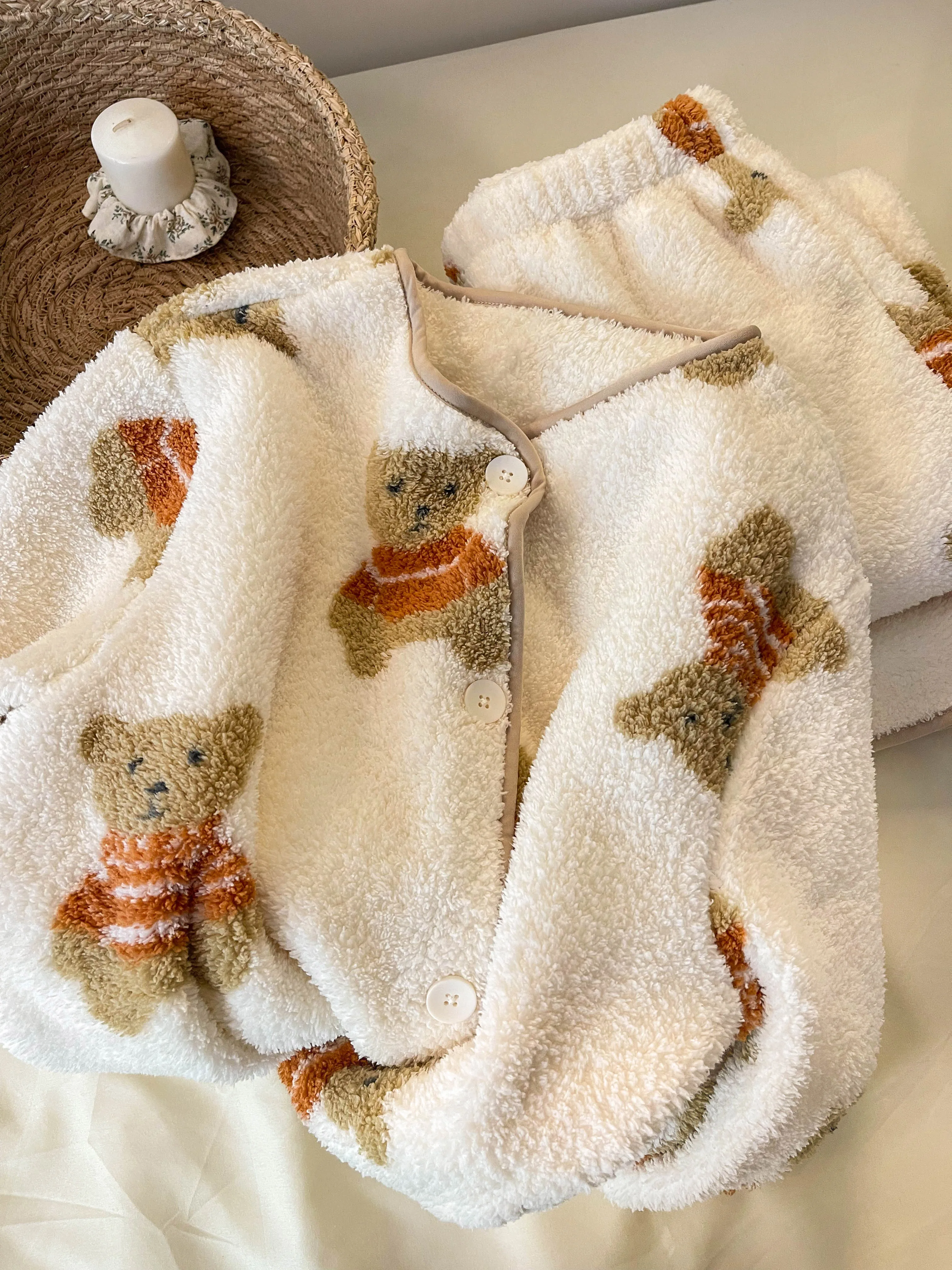 Cute Bear Flannel Pajamas Women Winter New Fleece-lined Thick Warm Coral Fleece Home Wear Can Go out