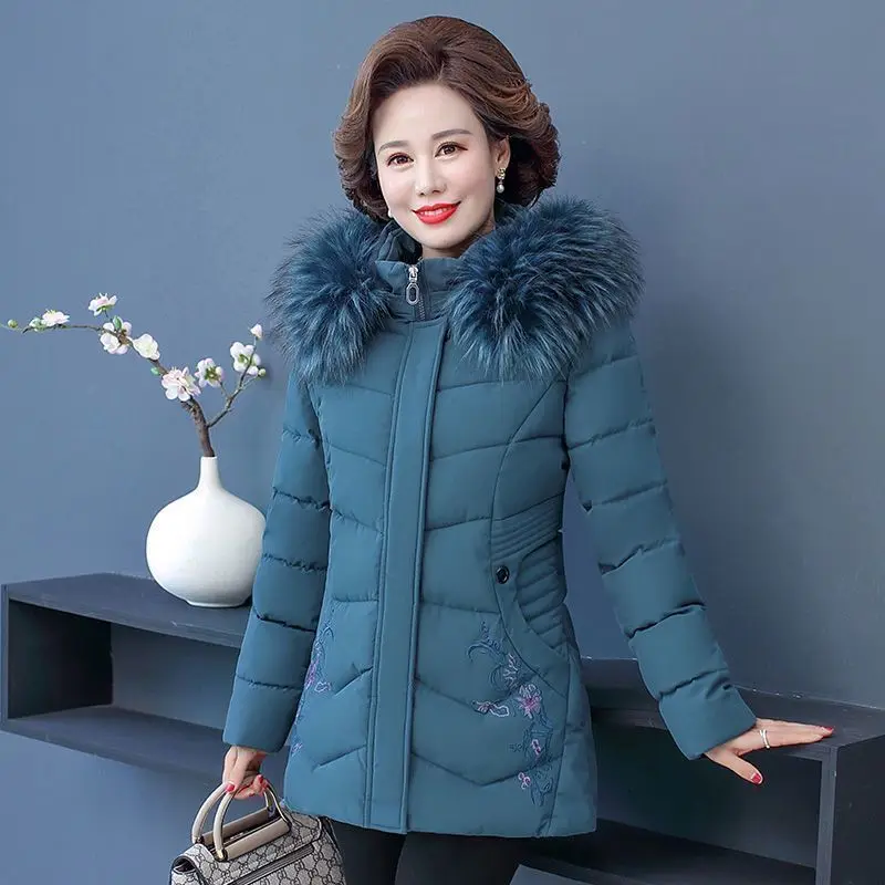 

2022 New Basic Hot Sale Padded Jacket Winter Women Removable Hooded Keep Warm Cotton Clothes Thickening Mid-length Parkas T123