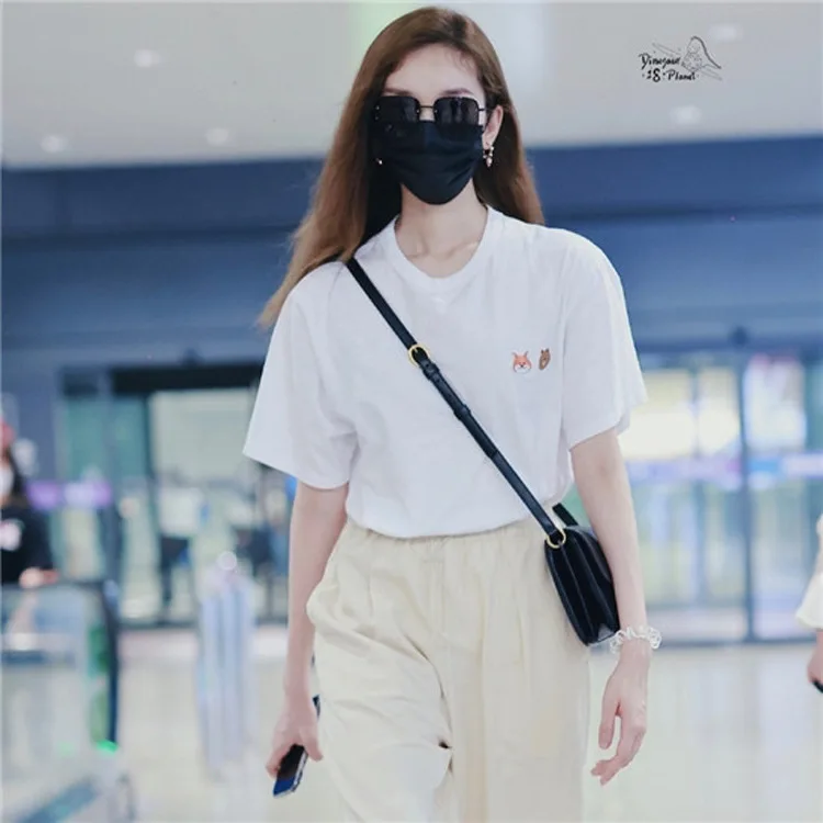 

Women Animal Head Embroidery Cotton Short Sleeve T-shirt