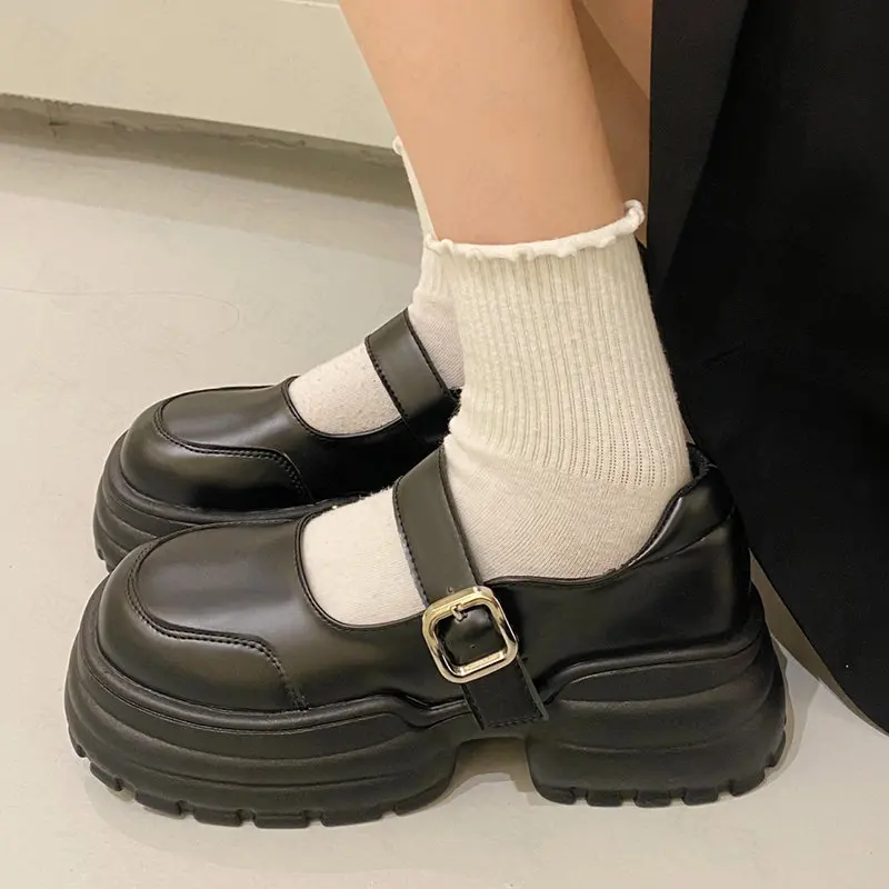 

Туфли женские на платформе с пряжкой, на весну, 2023