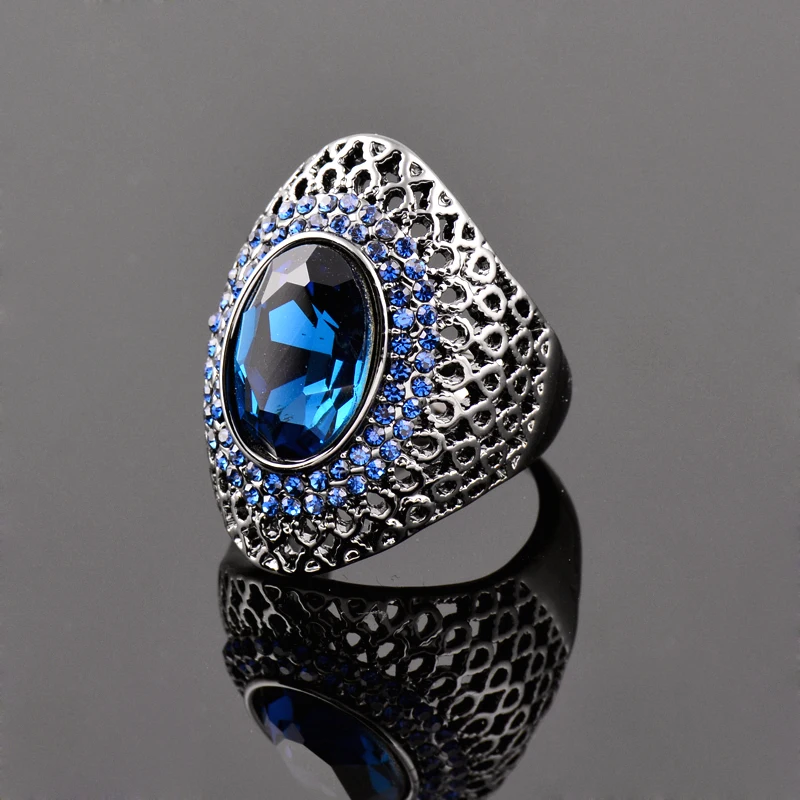 

LEEKER Vintage Gothic Style Hollow Big Finger Rings With Shiny Gray Cubic Zirconia Female Antique Silver Color Jewelry ZD1 XS7