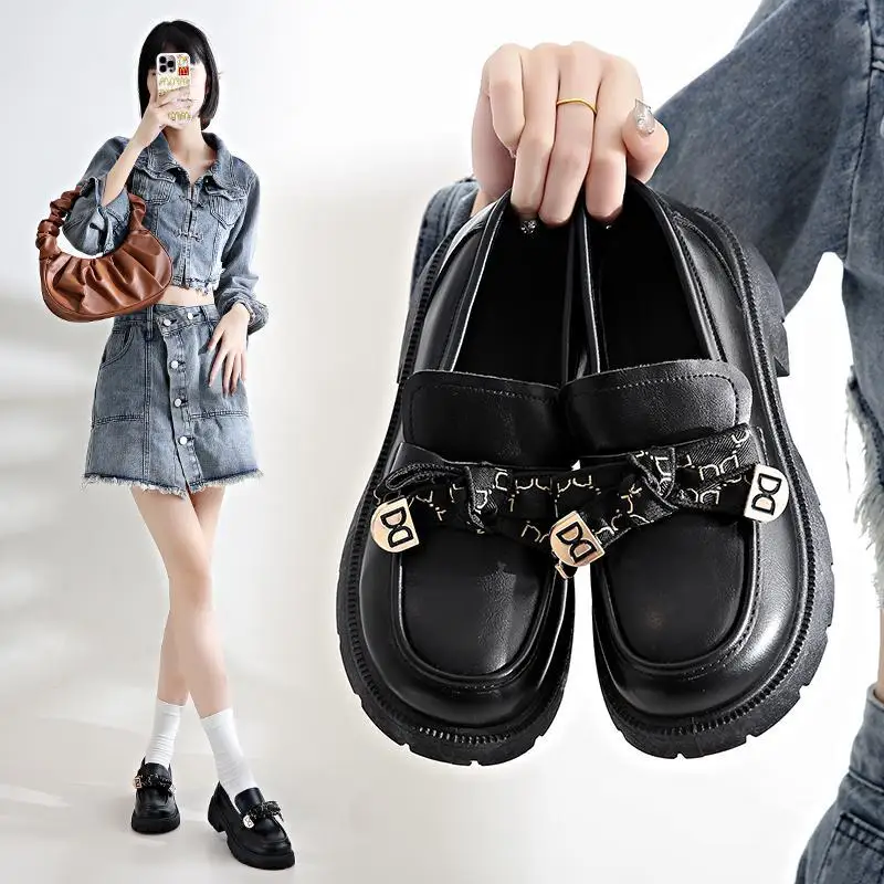 

Winter New Girls' Leather Thermal Mother's Cotton Boots Girls' Thickened Slip-on Gommino Snow Boots