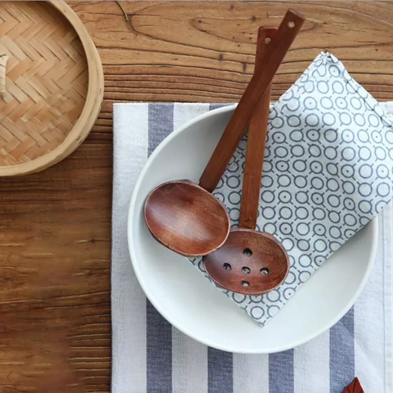 

Japanese Style Wooden Spoons Natural Wood Long Handle Round Colander Spoons For Soup Cooking Mixing Ramen Spoon Tableware