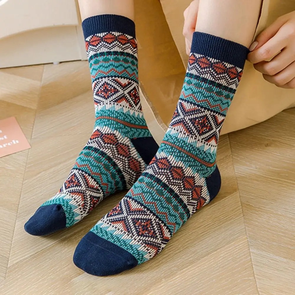 

Women Autumn and Winter Hosiery Sports Socks Pile Hosiery Casual Socks Socks Men's Socks Mid Tube Socks Cotton Couples Socks