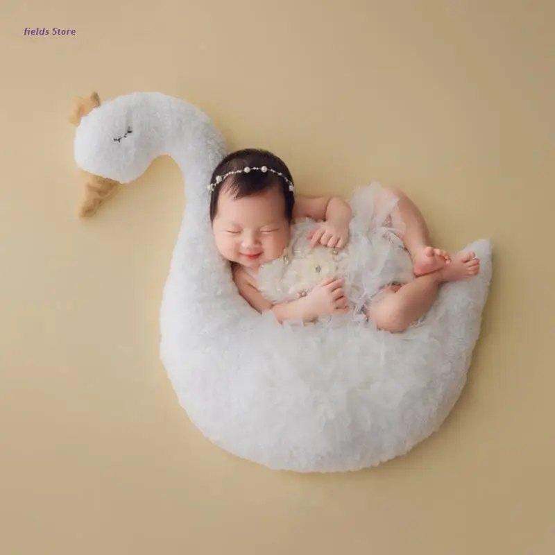 

Newborn Baby Photoshoot Props Posing Pillows Swan Shape Cushion Pad for Infant Baby Photography Props Accessories