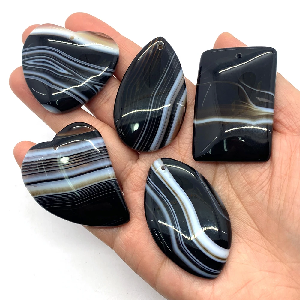 

5 Pieces/bag of Natural Stone Noble Black Agate Pieces Set Polishing Pendant DIY Necklace Key Chain Handmade Jewelry Accessories