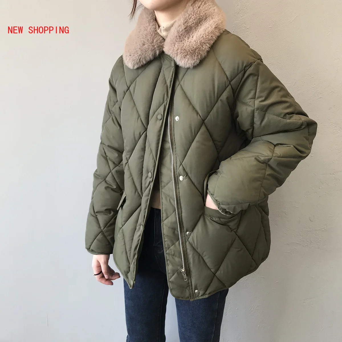 Women Loose Fur Collar Parkas Thick Warm 2022 Winter Cotton Coat Long Sleeve Zipper Pocket Female Overcoat Short Casaco Feminino