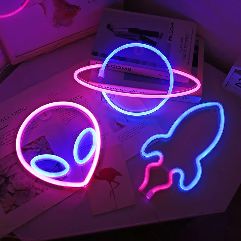 

Alien Neon Light Sign Spaceship Planet Shaped Game Night Lamp for Kids Bedroom Xmas Bar Party Holiday Wedding Art Home Decor