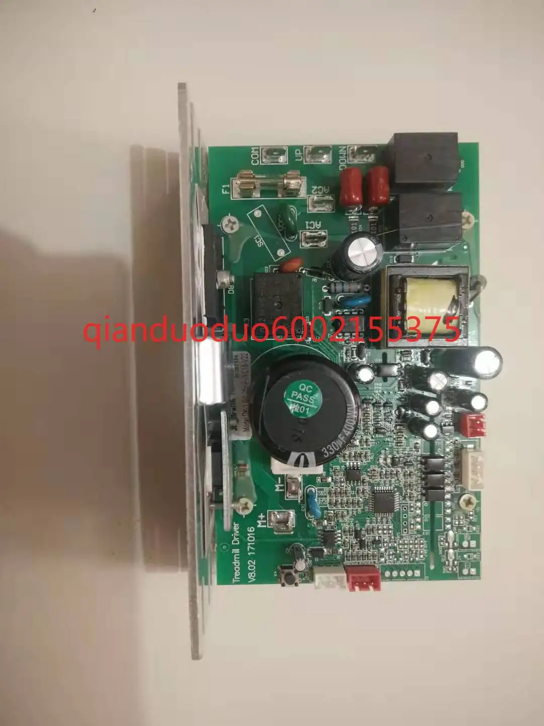 Подходит для беговой дорожки Yijian G900S900/K550/8096A5/9009DF. 450868 Основная плата D |