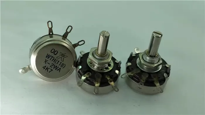 

В наличии с (118 дюйма) Φ 4k74, 7 K ручка потенциометра составляет 25 мм круглый