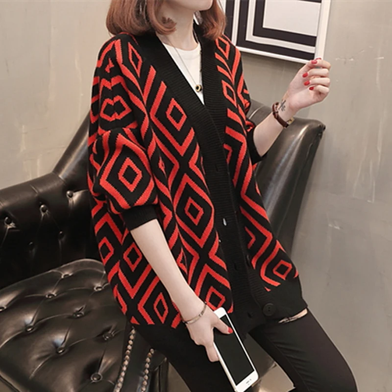 

Women Sweater Cardigans 2021 Casual V Neck Long Sleeve Oversized Loose Plaid Buttons Knitted Tops Winter Female Sweater Outwear