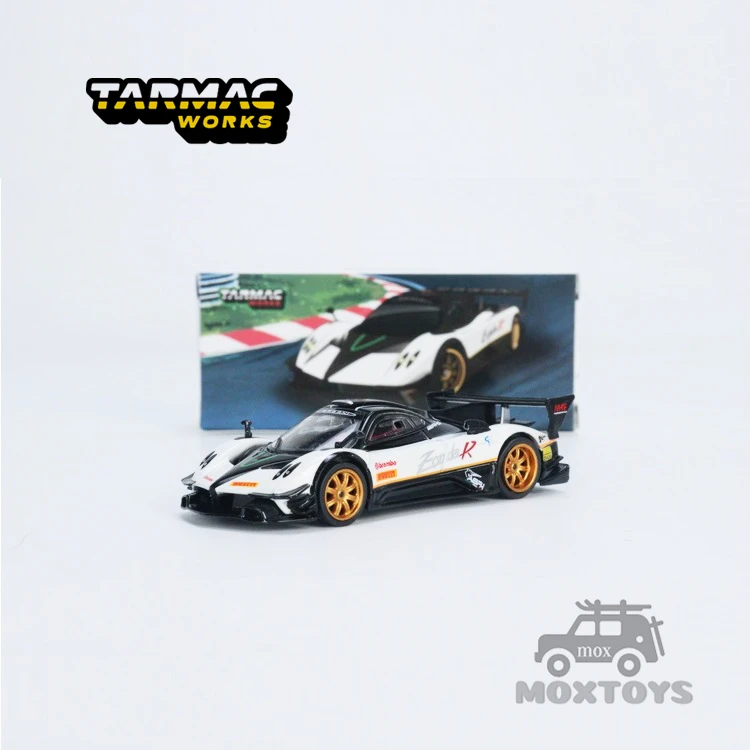 

Tarmac Works 1:64 Pagani Zonda Revolucion Bianco Benny Diecast Model Car