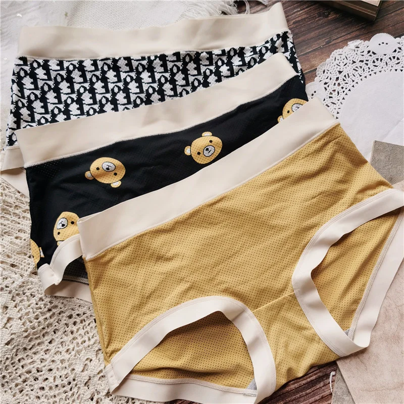 

Mid Waist Sports Ice Silk Cartoon Women's Underpants Traceless Lovely Crotch Cotton Panties Sexy Cute Seamless Briefs Lingerie