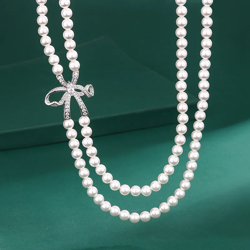 Женский комплект из колье и серёг серебра 925 пробы