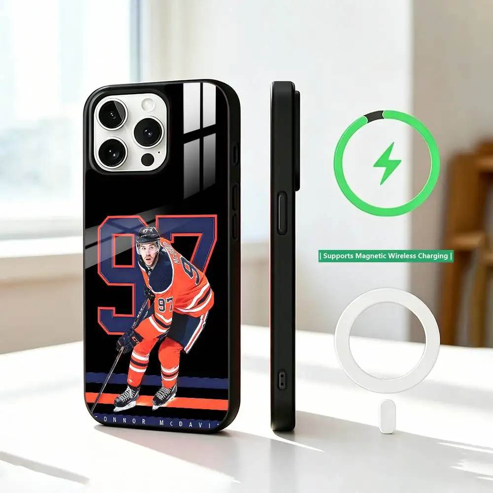 Фото Чехол для телефона Hockey C-Connor McDavid для iPhone 17, 16, 15, 14, 13, 12, 11 Plus, Pro с поддержкой магнитной беспроводной зарядки №2