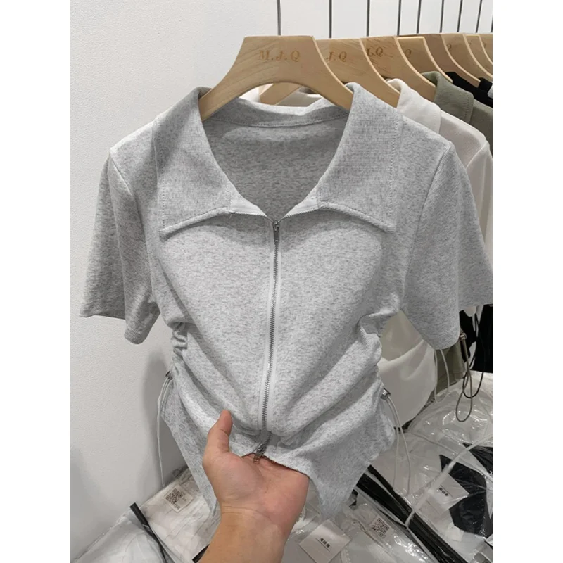 

2023 Summer New Style Pure Style T-shirt Women Design Sense Double Zipper Polo Collar Bottoming Shirt Short Drawstring Top