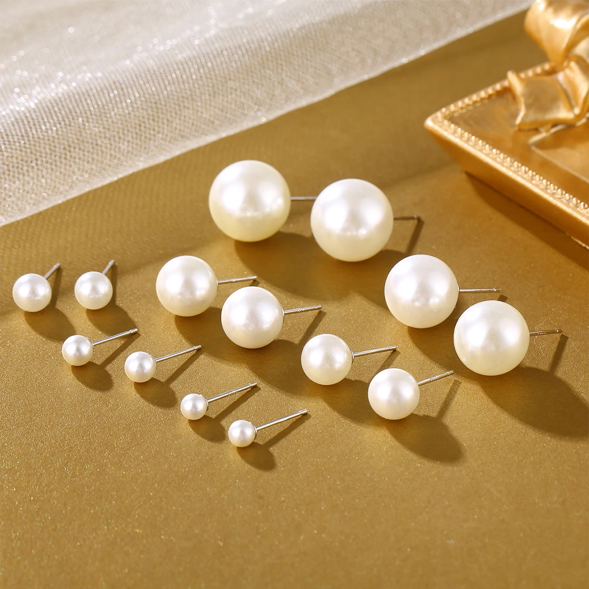 Женские серьги-гвоздики из серебра 925 пробы с белым жемчугом