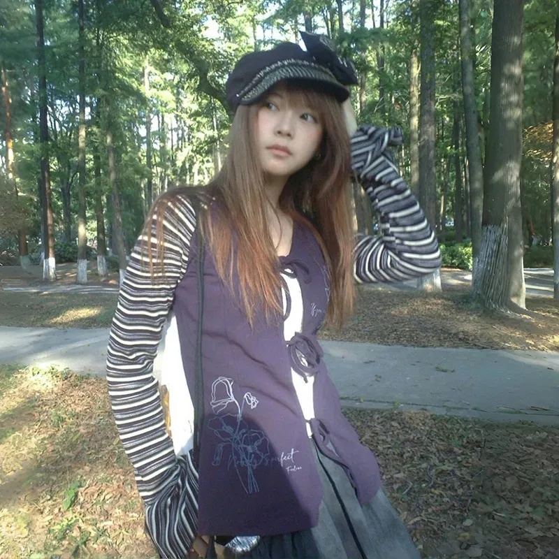 Женский кардиган на шнуровке с расклешенными рукавами цвет в ассортименте