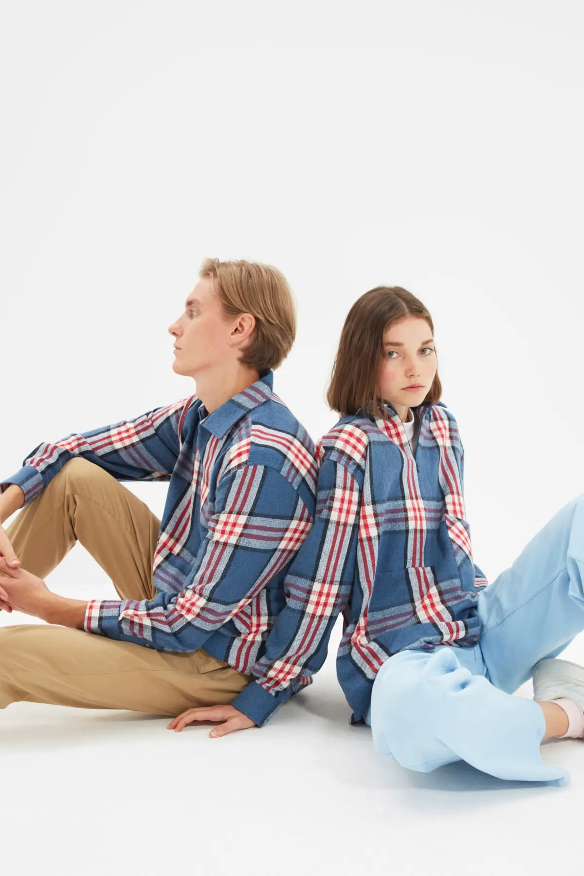 

Trendyol Unisex Oversize Half Placket Plaid Lumberjack Shirt TMNAW22GO0680