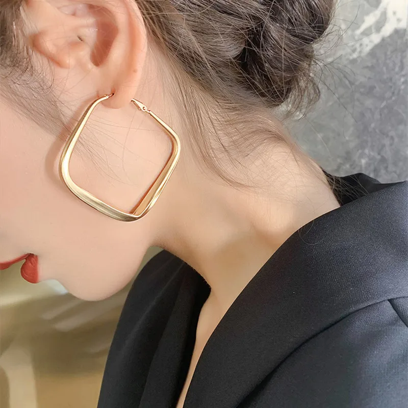 

Fashion Trendy Oversize Geometric Big Hoop Earrings Brincos Exaggerated Large Square Chunky Earring Women Punk Statement Jewelry