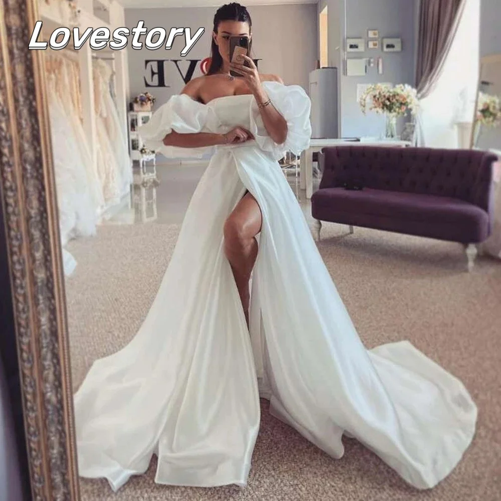 Купи A-Line Sexy Satin Wedding Dresses High Split Court Train Bridal Gowns Puff Short Sleeves Bride Robe Strapless Vestidos De Noiva за 4,447 рублей в магазине AliExpress