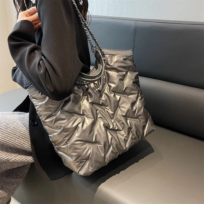 

High-capacity Winter Big Cloth Totes Bags for Women 2023 Trend Design Chain Shoulder Side Bags Female Shoulder Shopping Handbags