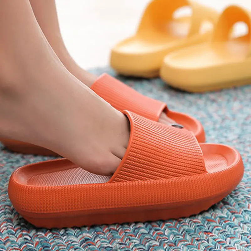 Фото Тапочки Step On The Sense Of Shit, летняя домашняя одежда, нескользящая обувь на мягкой подошве, простые мужские тапочки из Евы №2