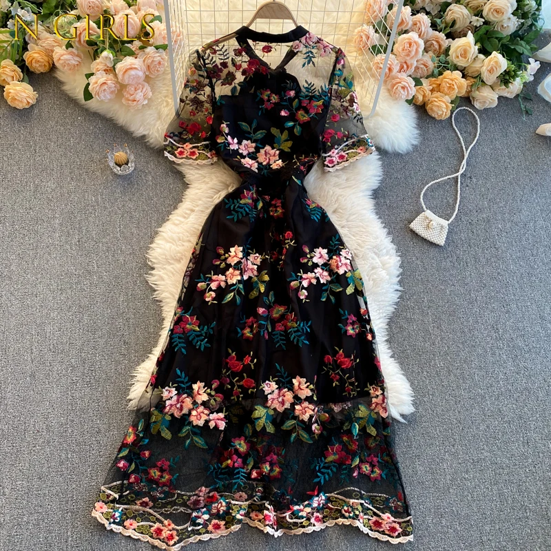 

N GIRLS New Runway Women's Fashion Contrast Bow Tie Short Sleeve Slim Floral Embroidery Flower Dress Elegant Vestidos De Mujer