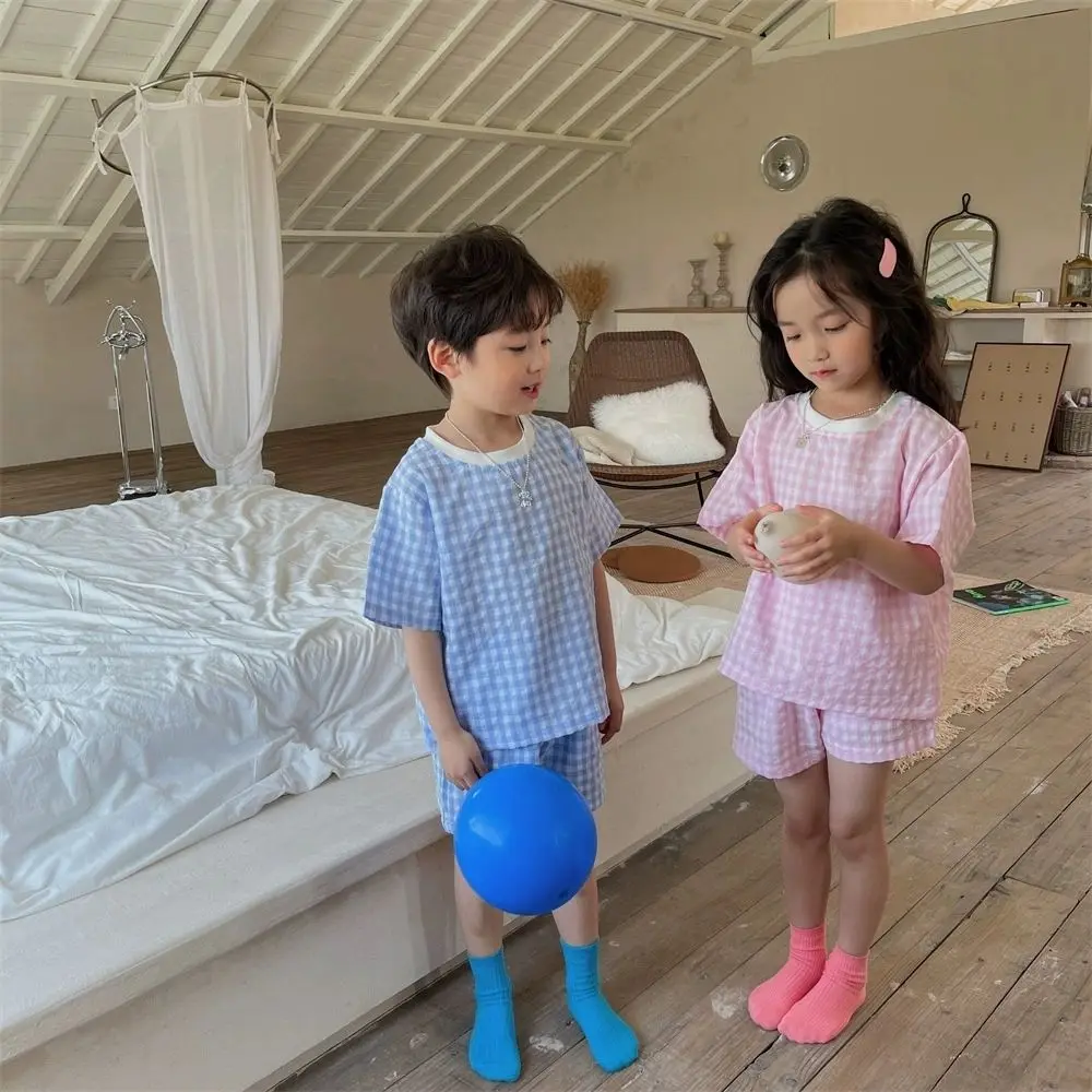 

Kids Pajamas 2022 Summer New Home Clothes Boys Girls Plaid Pajamas Round Neck Long Sleeved Shirt and Shorts Two Piece Set
