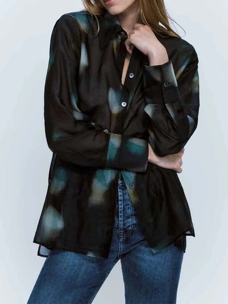 

Блузка женская хлопковая полупрозрачная с длинным рукавом, на пуговицах