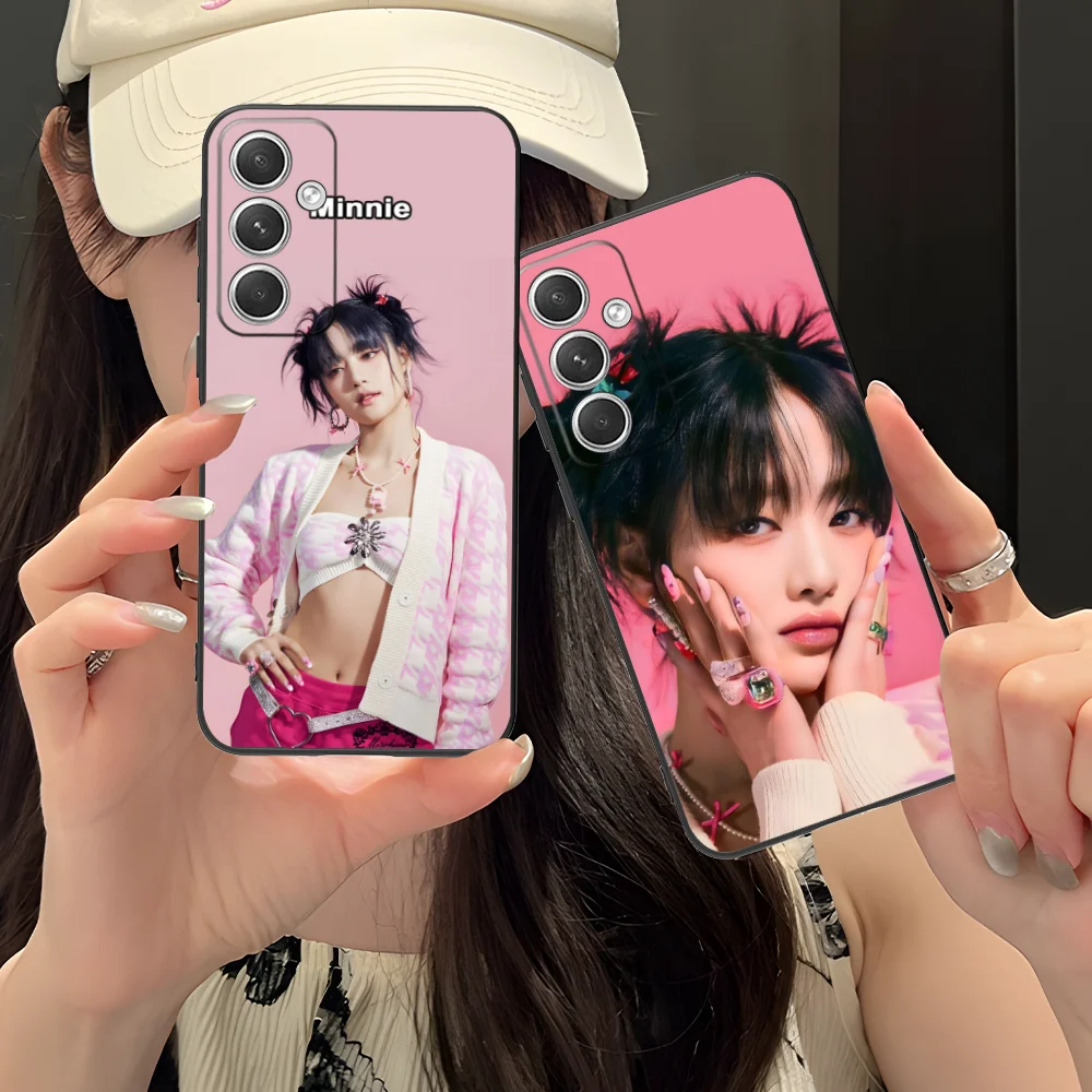 KPOP idle Minnie Phone Case for Samsung Galaxy S24 S23 S22 S21 S20 S10 S9 Plus FE Ultra Lite Black Cellphones Cover