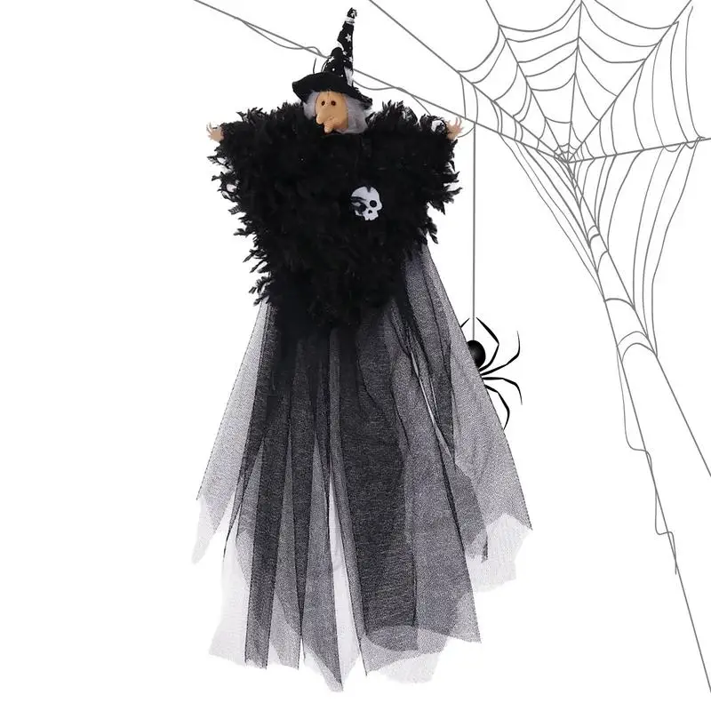 

Украшения в виде призраков на Хэллоуин