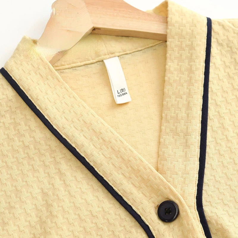 2023new Summer Pajamas for Women's Thin Pure Cotton Cardigan Short-sleeved Nine-point Pants Casual Home Service Suit with V-neck