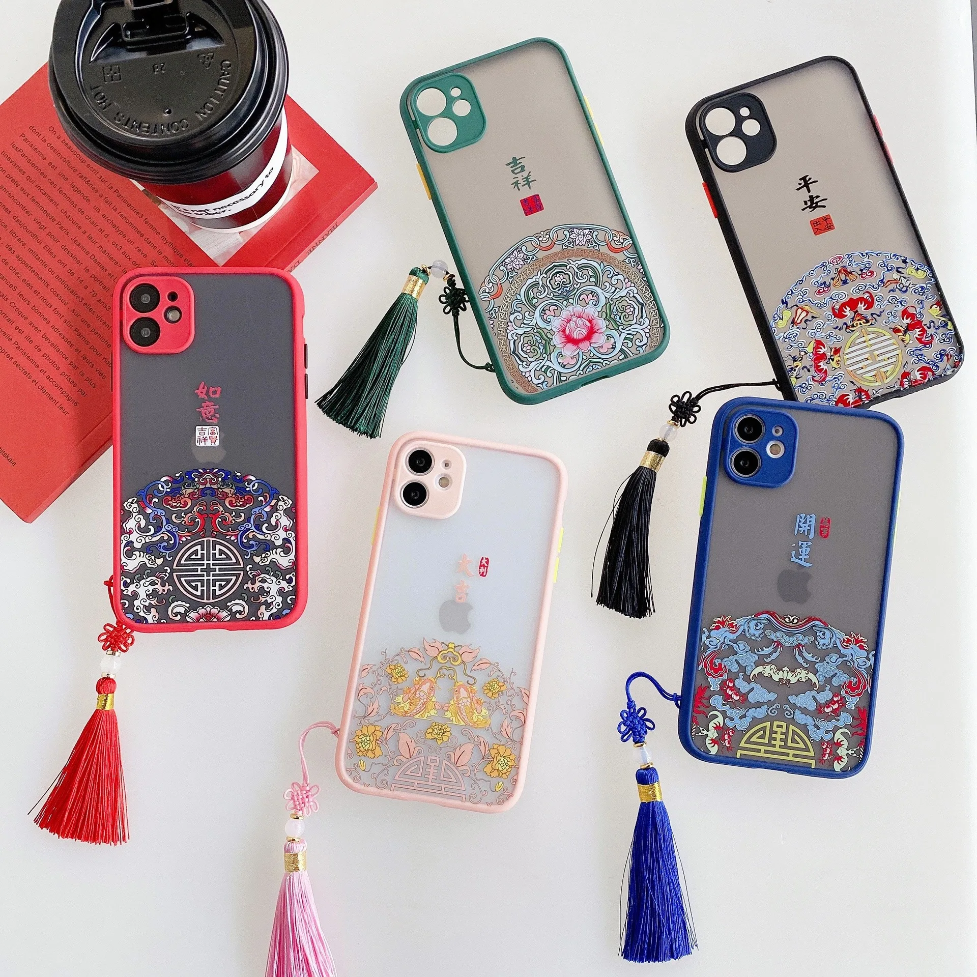 

Suitable for iPhone11 Huawei mate30nova7 skin-feel precision hole protective cover tassel country tide mobile phone case SP45