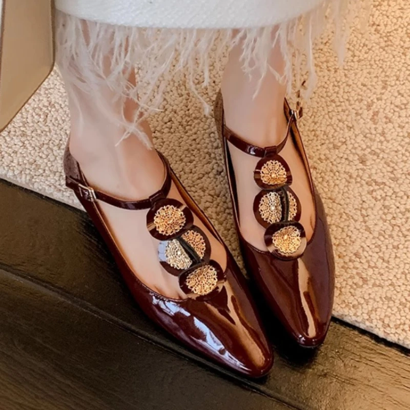 Женские туфли с острым носком летние на плоской подошве Размеры 35-42 2024